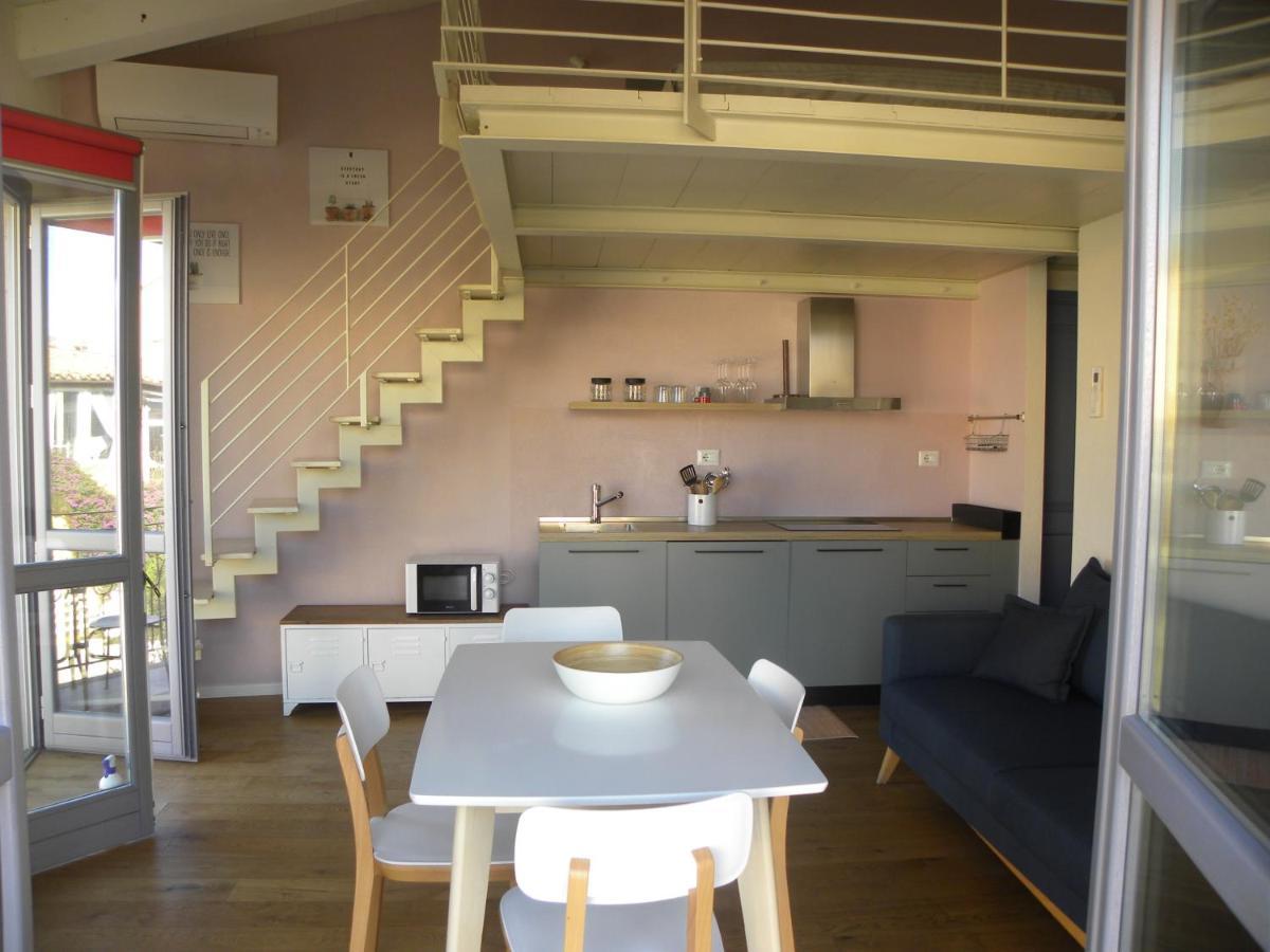 Petra Magica Apartment San Pantaleo Exterior photo
